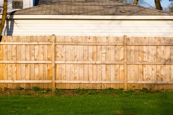 Choosing the Right Fence Style for Your Landscape in East Brunswick, NJ 08850